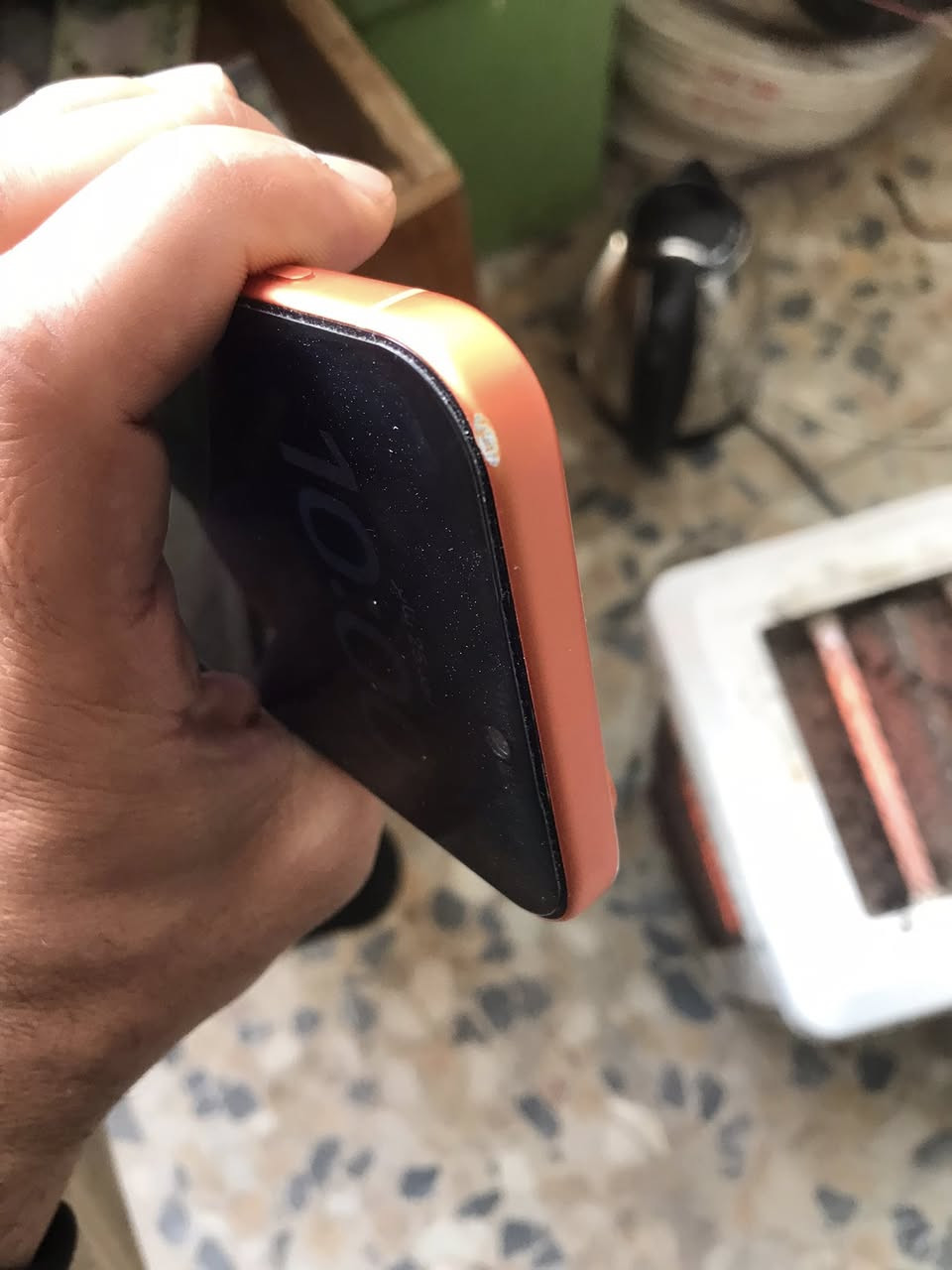 السلام عليكم ايفون ١٧ برو ماكس ذاكره ٢٥٦ 
بطاريه ١٠٠ مشحون ٢٨ التلفون جديد بمعنى الكلمه بس بي هاي الطخه الصغيره التلفون يدعم السيم كرت والشريحة الالكترونية السعر ١٨٠٠ مكاني بغداد 
***********
