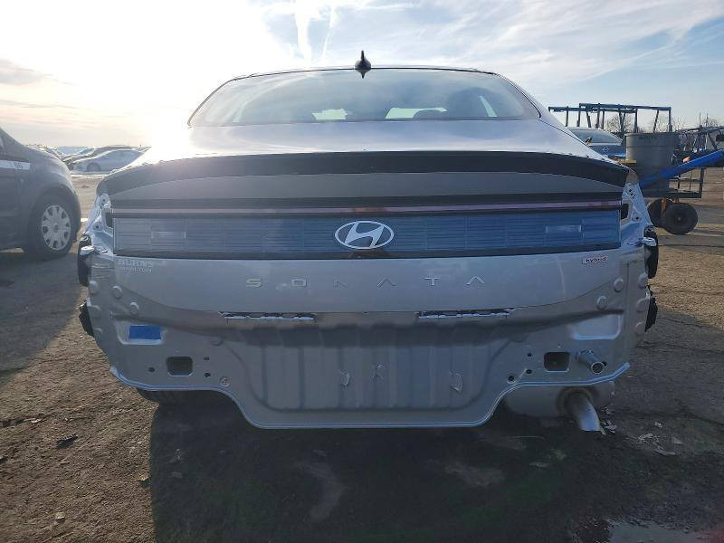 (اعـــــــــــــلان مــــــــــــــــزاد 📢 ) 

2026 HYUNDAI SONATA HYBRID 

هيونداي سوناتا هايبرد : ٢٠٢٦

حالة السيارة : تعمل وتسير 

ضرر السياره : كما موضح بالصوره

تاريخ الــــــمزاد الجمعه : 2026/2/13

وقت المزاد الساعه : السادسه مساءا 

اللـــــــــــــــــــــــــــون : سلفر 

عداد المسافه : 176

حجم المحـــــــــرك :4 سلندر 2.0

مدة الوصول : 60 الى 75 يوم

للإشتراك في المزايدة يرجى الحضور الى  مكتبنا للـتأكيد على تثبيت السياره المزاده.

العنوان : النجف الاشرف قضاء المناذره( ابوصخير) شارع حيره ابو صخير مكتب عمار لمزاد السيارات الامريكيه 

               تلفون 
              *********** واتساب
              *********** للاتصال
               عمار ابو عباس
