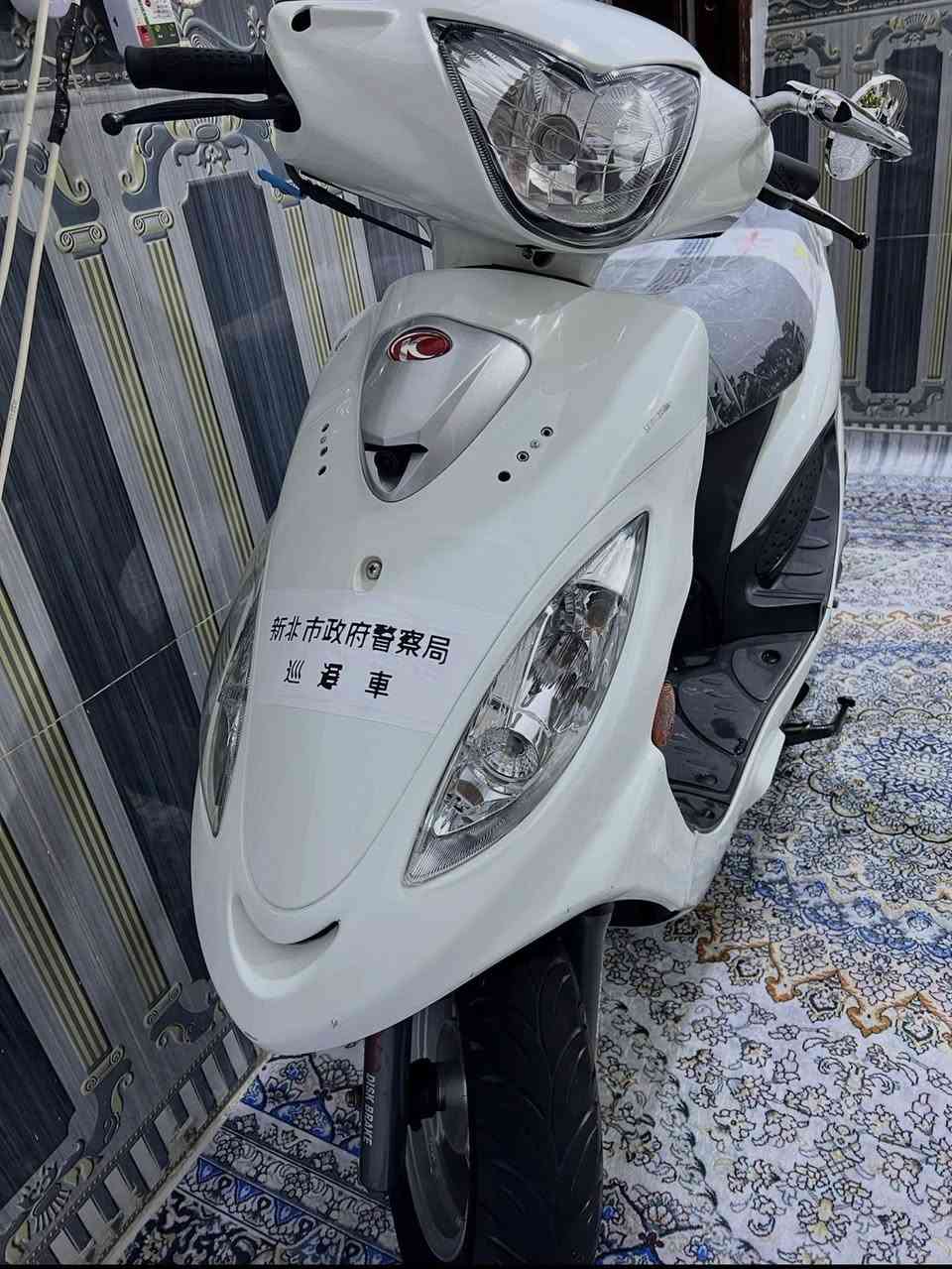 سلام وعليكم دراجه كامكو مديل ١٨دراجه واكف عل ناصريه شلع نضافه فوال دراجه تحفه الي ياخذه يخليه تحفيه وبس يباوع عليه🤪كأمره وشاشه نضافه فوال الدراجه صاله ١٥يوم من طلعته من الرمبه دراجه فوال مكاني رفاعي شلعه شك الكاع اتحده اي واحد بهيج نضافه وشلعه ولمعدل دراجه فوال ونضافه وشلعه مديل ١٨السعر مليون وتلثميه وخمسه وعشرين متحصل بهيج نضافه وعلي وبيه مجال لشراي واني خادم 🥴🪐


**إذا كنت صاحب هذا الإعلان وتريد حذفه لأي سبب، رجاءا أرسل رسالة إلى الدعم الفني**