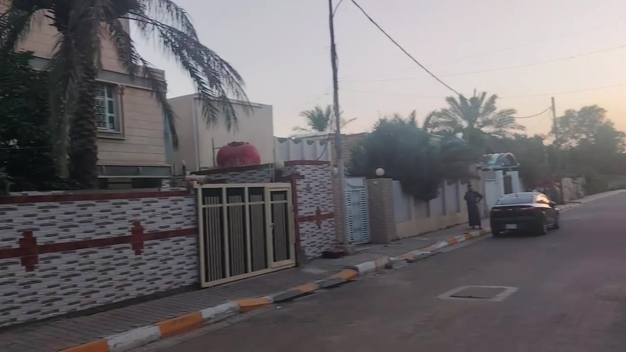 السلام عليكم
دار للبيع للبيع مساحه ٢٦٠ متر حي الوحده الاولى قرب مدرسة مالك ابن نويره شارع أسواق محمد البدري اول شارع ع اليمين الشارع مقابل باب متنزه الغرف
البناء
استقبال
 هول
هول داخلي
مطبخ
٥ غرف نوم
مجمعين صحيا
مجمع صحي خارجي
الاستفسار الاتصال على الرقم
 ***********
@إشارة
