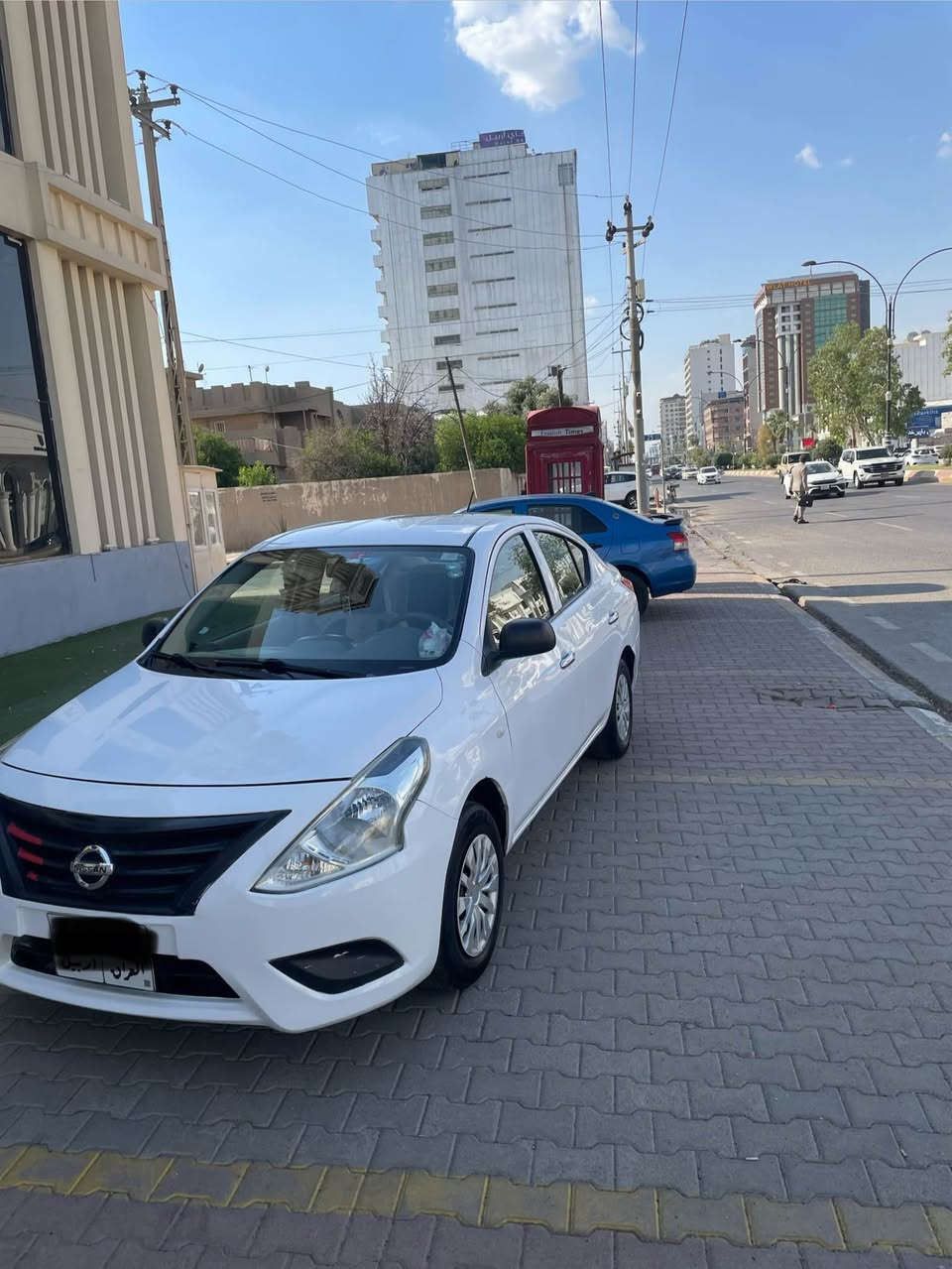نیسان سەنی (لاکشمیبا)مۆدیل ٢٠١٩
ژ.م ***********وتساب و فایبەر
سەیارەکە نیوو جاملغی سبوعە لەگەل نیوو قەپاغ سوندووقی شوێنی سبوغەکانم نیشان کردووە لەوێنەکان سەیارەکە پێشی کەپسە جەمپەکی زۆر خەفیفی پشتی هەیە بەس بەدەنەکی پشتی هەندەک ئەزیەتی هەیە باقی دیکە هیجی نیە هەمووی بەشەرت
سەنەوی مانگێکە بەسەر جووە  رەقەمی کەونە 
گێر و مەکینەو بەناوکردنی هەمووی بەشەرتە
سعری ٩٠وەرەقەو مەجالەکی کەم 
ژ.م ***********(وتساب و فایبەر )
شوین هەولێر أربيل, العراق
