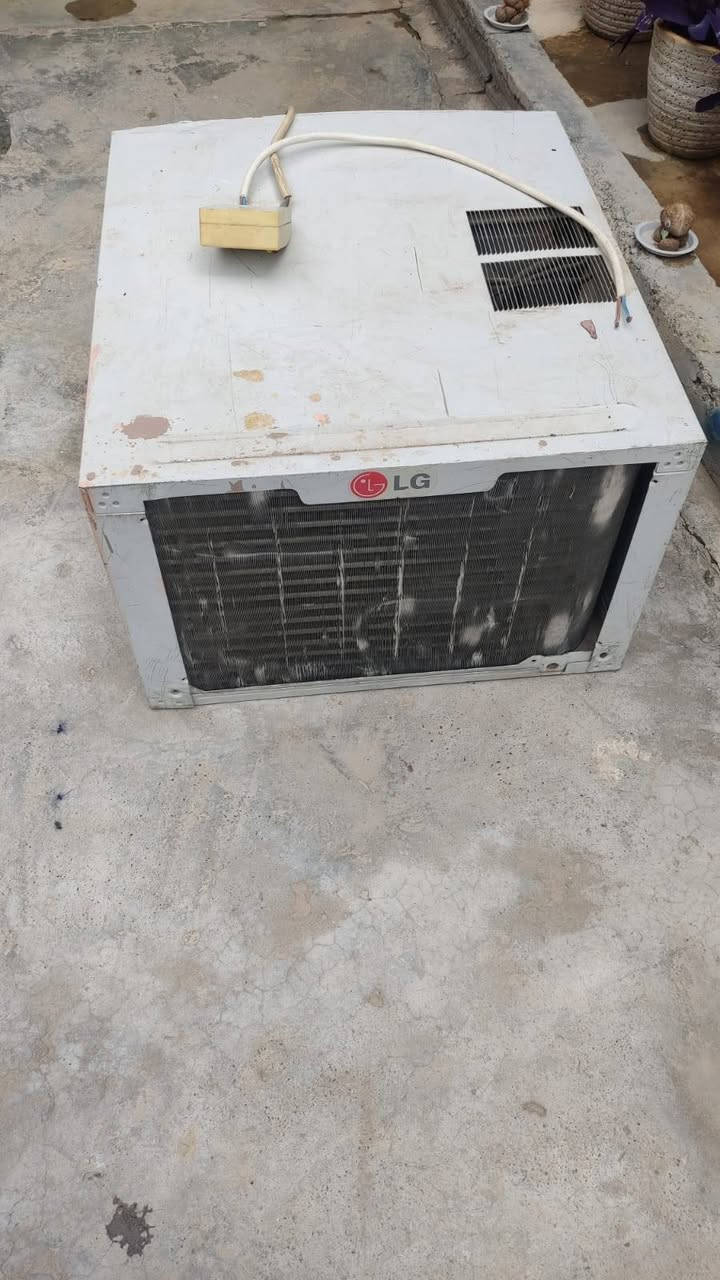 مكيف lg وتري يشتغل باقل امبيريه نضيف وكل عيب ما بي الهوا ماله بارد ثلج سعره ٢٠٠ وبي مجال قليل والشباك ماله موجود


**إذا كنت صاحب هذا الإعلان وتريد حذفه لأي سبب، رجاءا أرسل رسالة إلى الدعم الفني**