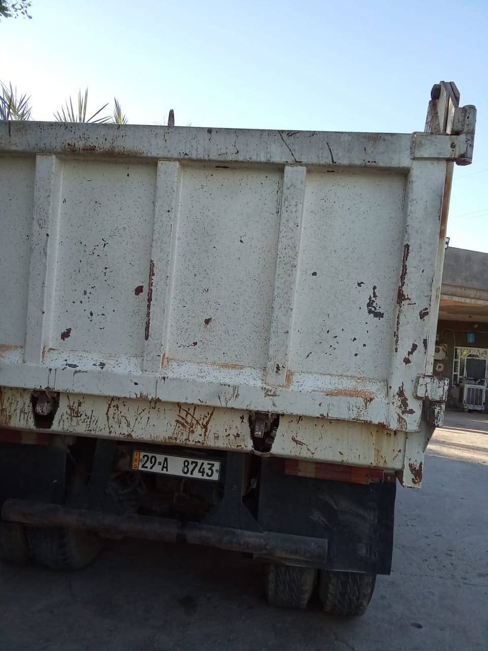 سلام عليكم ماك  للبيع كامل الموصفات موديل 2003 مكينه  ***********
