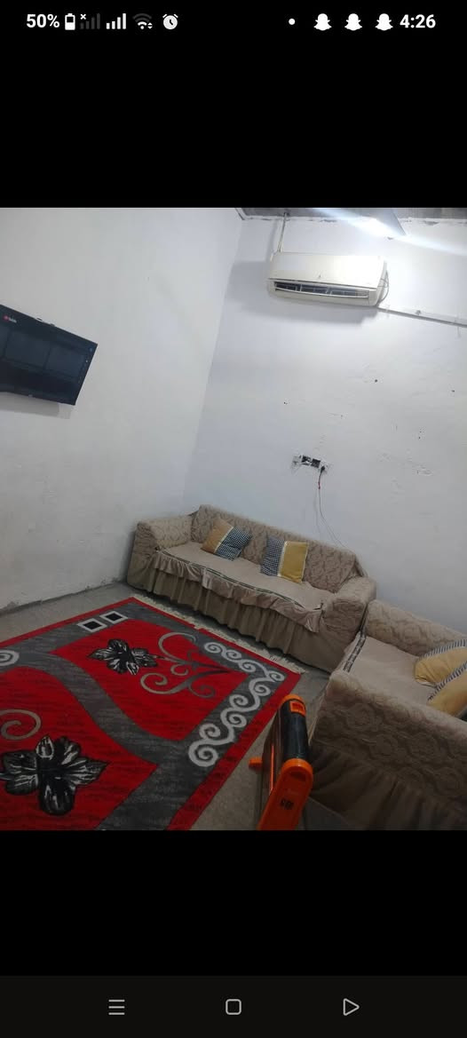 بيت للبيع ابو الخصيب كوت الضاحي مساحة 100 متر بلدية يتكون من طارمة كبيرة وحمام خارجي  واستقبال وهول وغرفة نوم وحمام داخلي ومدخل ومطبخ وبيتونه سقف مسلح  كامل ونضيف سعر ب35 وبي مجال قليل للاسفسار ***********
