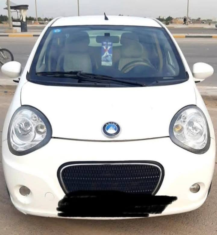 جيلي باندا موديل ٢٠١٣ ماشية ٩٠
مكفولة بس مبدل دعامية جديدة لجمالية
مابيه أي صبغ لتواصل خاص


**إذا كنت صاحب هذا الإعلان وتريد حذفه لأي سبب، رجاءا أرسل رسالة إلى الدعم الفني**