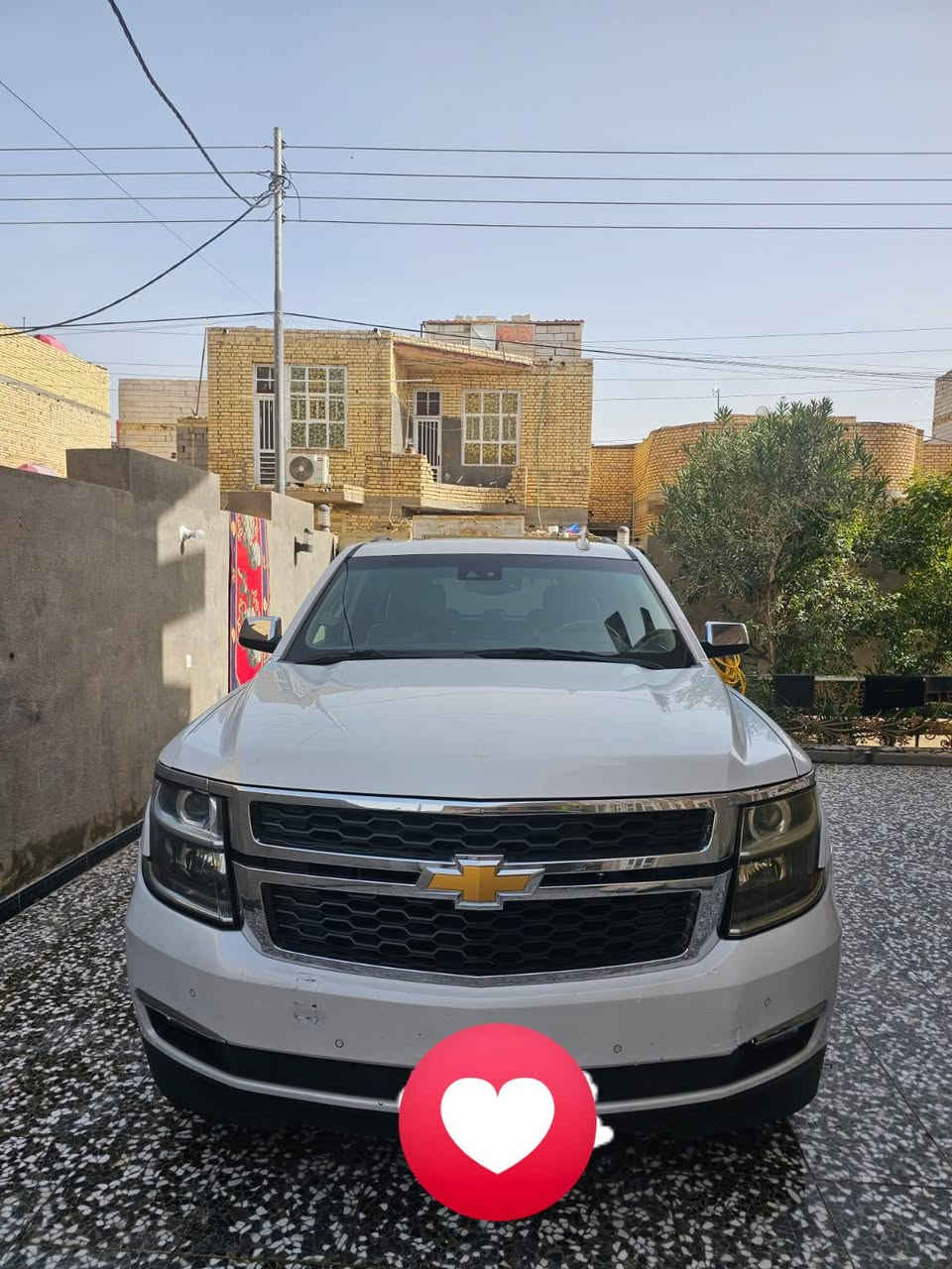 السلام عليكم  للبيع تاهو ادوات أدوات متوم وكامل طبق الاصل موديل 2016 LTZ فول واحد على واحد كشنات ملكي كفاله عامه من الفتح والشد شاصي ما مفتوح سيارة جديده احلى من الصور السعر 175 وبيها مجال للشراي لااستفسار ***********
