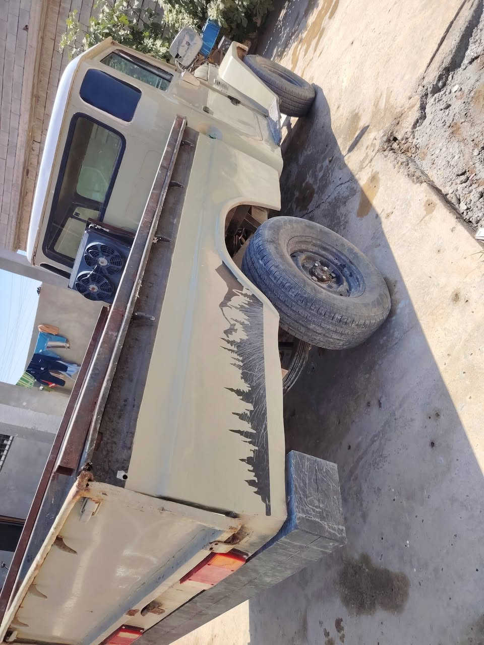 سلام عليكم
بكم شاص للبيع
دبل اكسن شغال
محرك نضيف
تبريد ثلج
مكفول بدون رقم
كهربائيات كلها شغاله
رقم الهاتف ***********
