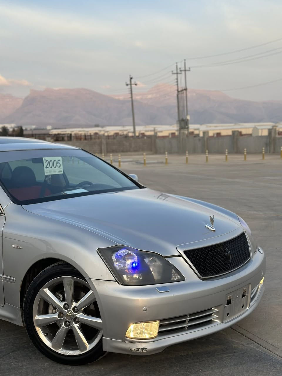 موس موس ۱۸۲
2005
۳ دوگمەی فول فول
یادی٥٠ ساڵەیە سەیارەکە
جلد 
هیتەر  
سلایت 
ساج سور 
کوشن خەزن 
سوکان کارەبا
ئاوێنە شەفت
دینگەی ستیل 
تایەی لۆک 
پێش و دوا سپۆرت
بێ نوقسانی
بێ تەقە و ڕەقە
کۆدیشی بۆ کراوە
بێ دەعم و لێدراو
66 گەڵاو مەجالێ برایانە 
مشتەری نیت با سەری یەک نەیەشێنین
شوێن : پیرەمەگرون


**إذا كنت صاحب هذا الإعلان وتريد حذفه لأي سبب، رجاءا أرسل رسالة إلى الدعم الفني**