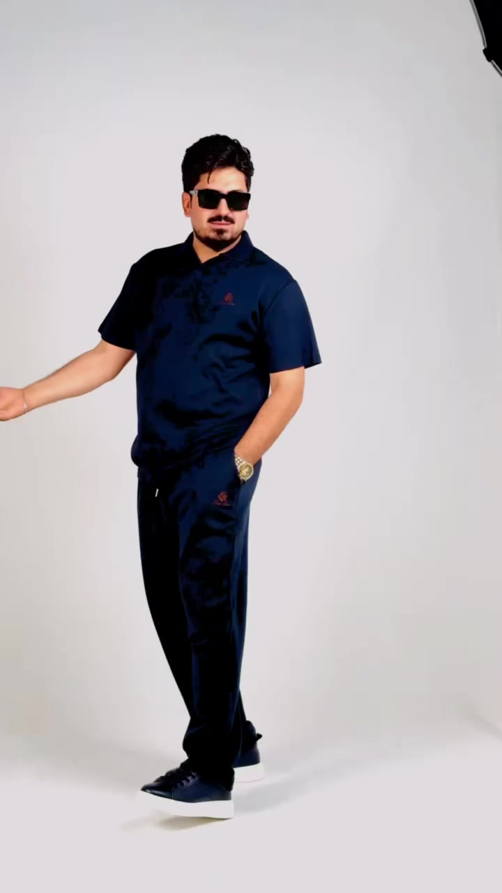KAWA CLASS
"فخامة ملكية ونعومة لا مثيل لها" 👑
• الماركة: LORO PIANA 🏷️
• قیاسەکان: S, M, L, XL, 2XL 📏
• ڕەنگەکان: ٥ ڕەنگی جیاواز و ناوازە 🎨
🚚 تتوفر خدمة التوصيل لجميع المحافظات 🚚 گەیاندن بەردەستە بۆ هەموو پارێزگاکان
📍 ناونیشان: کەرکوک - گەڕەکی فەیلەق -فلکەی کاوە
☎️ للطلب والاستفسار:
📞 ***********
📞 ***********
