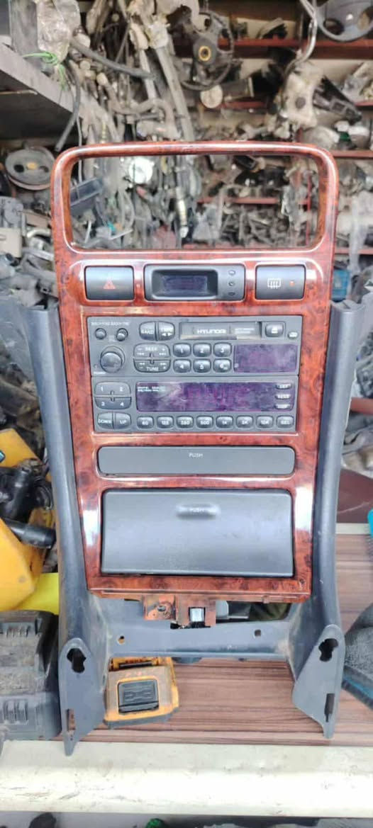 السلام عليكم توفرت يم جاسم محمد   حاوية جديد اليوم وصلت من كوريا سوناتة تو سوناتة ون سوناتة ثري كيا سيفيا مع خدمة التوصيل الك الفحص والضمان يم محلات حسام كولف الفلوجة الحي الصناعي للاستفسار الاتصال على الارقام ***********
***********
‏‪***********‬‏
