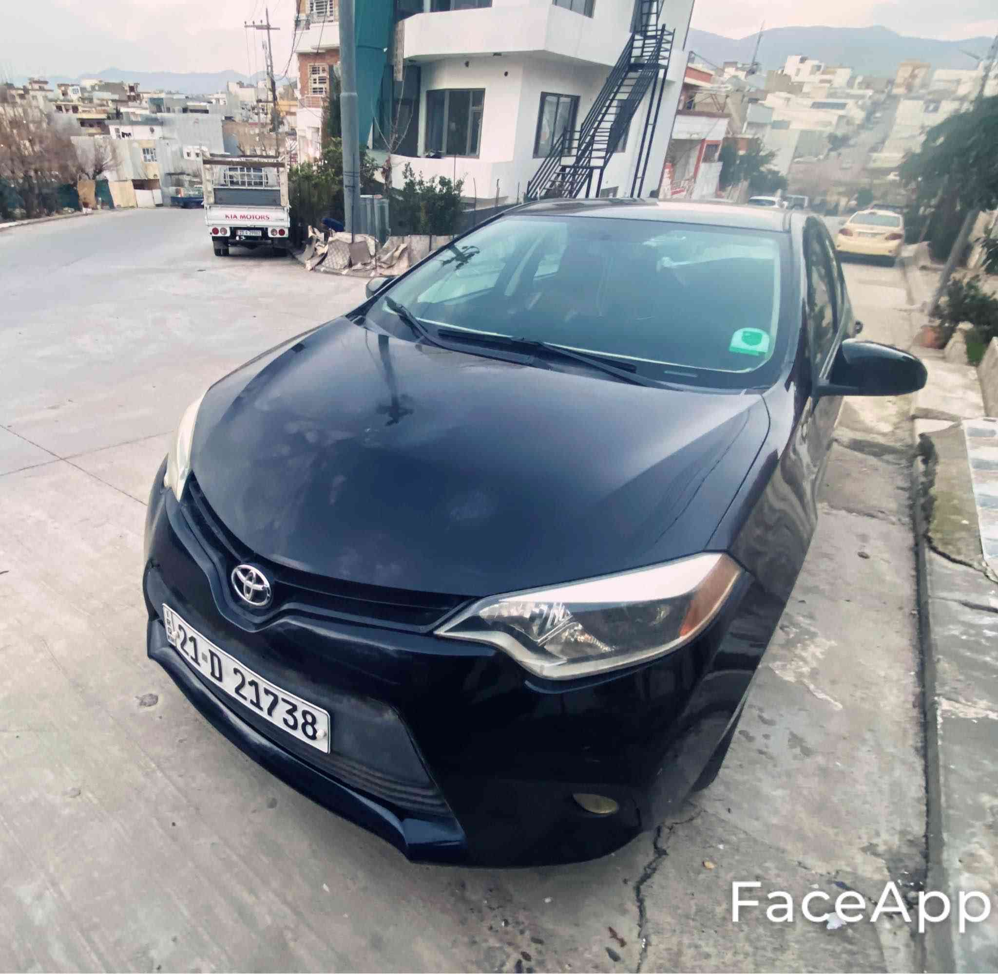 کرۆلا مۆدێل ٢٠١٥ سەیارەیەکی زۆر پاک و توندوتۆڵە ٩٢ مایل ڕۆشتووە یەک پاچەی چەمەلەغی هەیە بێ ناوگرتن
بە شەرتی تەحویل و غەرامە ماڵی دۆستە.

*********** السليمانية, العراق
