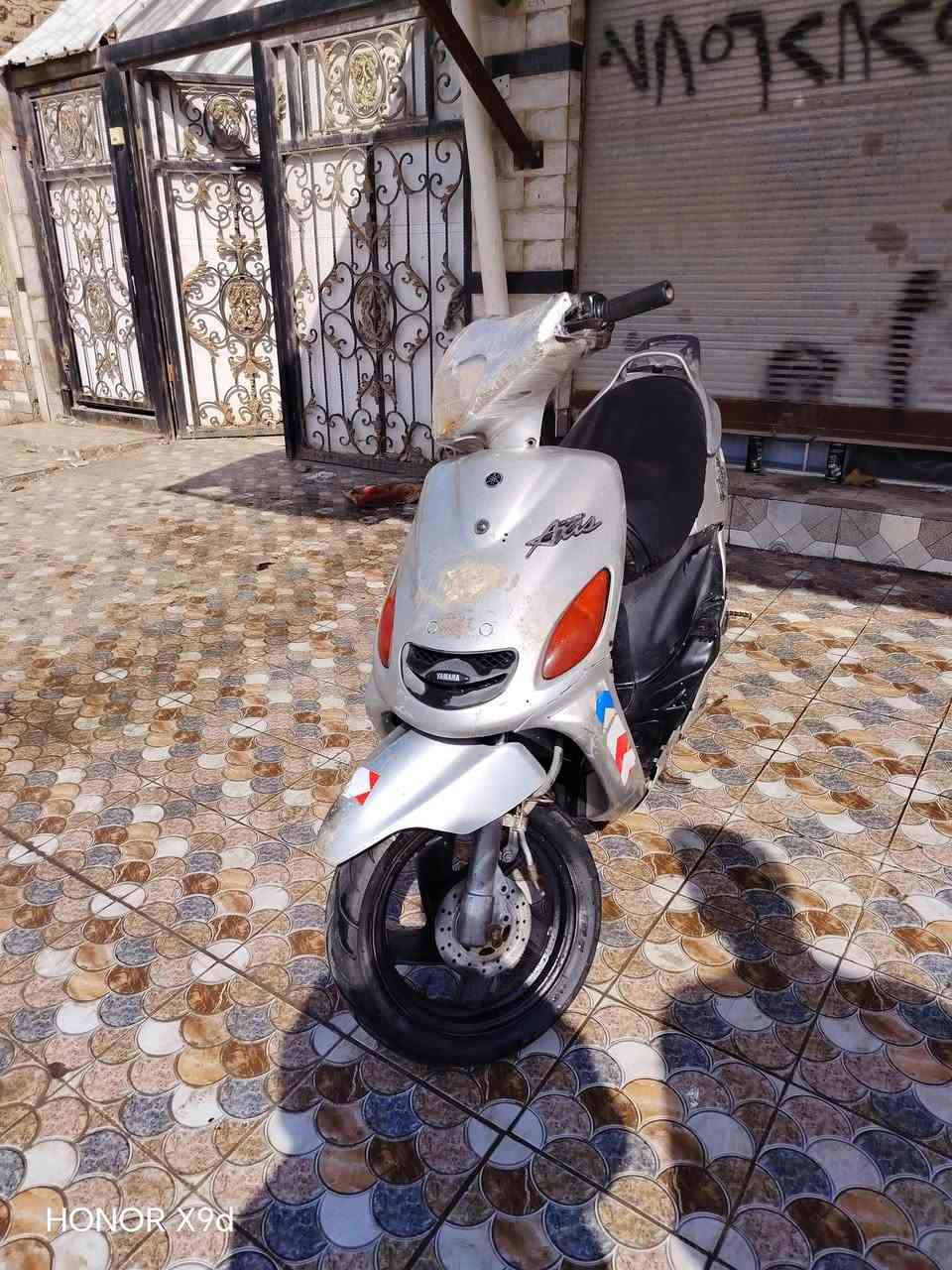 دراجه اكزز فحل مفتوحه رايمر أصلي شغال سلف هندر دراجه دراجه دبلات خلفي أمامي زوج تايرات جديد نهضة ومشي خير من الله كله شغال نقص باتري فقط سعر 200 مكاني ناصرية مركز ***********.
