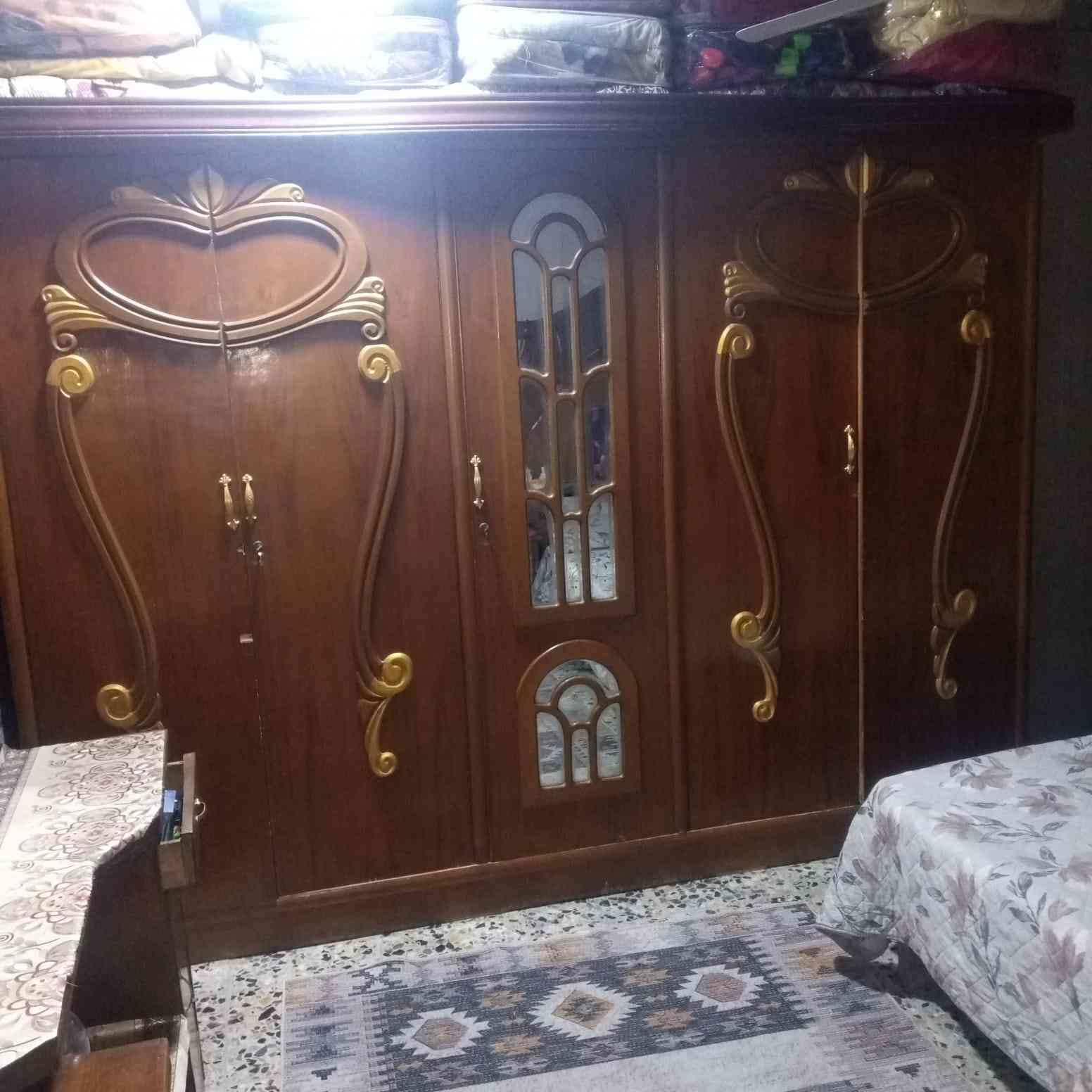 سلام عليكم غرفة نوم للبيع
السعر ٣٠٠ اللف وقابل للتفاوض
مكاني سبع قصور
*********** واتساب
