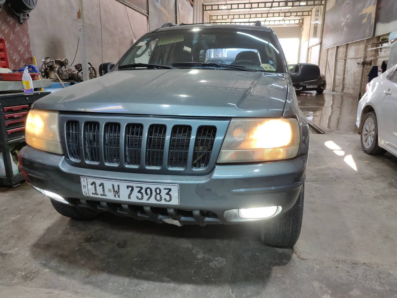 سيارة جيب شيروكي بأسمي
للبيع موديل 2004  السيارة بلادية عالشركه لاتحوير ولاشي بأسمي شخصيآ 
بدون غرامات 
السعر 75
بيها ملاحضات بسيطه 
بدون تبريد نقص كمبريسر 
ماشيه 150  حقيقي 
سياره كير ومحرك لاتنقيص ولا تبخير 
محرك 6سلندر العدل بلادي كهربائيات كامله عالبلاد 
صدر امامي جديد 
رقم بغداد مشروع وطني 
سيارة جامات كهرباء 
حادثها باب وجنطه خلفي  دواخل نضيفه 
سيارة حلوه ونضيفه 
تعمل على البانزين+ منظومة غاز سعة 80لتر 
متواجده بغداد للتواصل متواجد على الخاص


**إذا كنت صاحب هذا الإعلان وتريد حذفه لأي سبب، رجاءا أرسل رسالة إلى الدعم الفني**