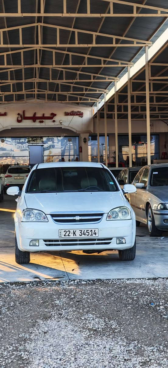 شوفرليت اوبترا ٢٠١٤ اوتوماتيك
١٠پارچە رەش پۆش لەسەر ساغە
گئر ومەکینە شەرت تەبرید شەرت شاشە ئایپاد کامیرە 
لە قەزای بەردەرەشم
نرخ بەلاش ٧٢وەرەقە
*********** أربيل, العراق
