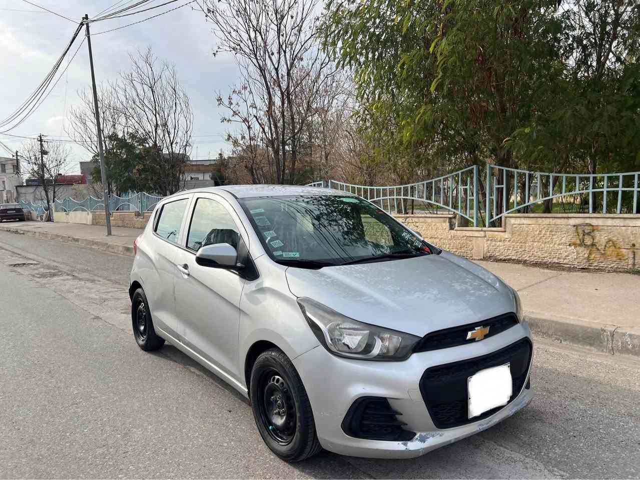 سپارک سلڤەر مۆدێل 2018 مواصفات خەلیجی ltکلین بێ بۆیاخ بێ تەرزە
تەنها کەمێک ساردی هەیە  بێ ناوگرتن زۆر زۆر خاوێنە کەم ڕۆیشتیە هی دەستی خۆمە بەناوی خۆمە
٤ جام کارەبا_ABS_تۆماتیک_سوکان ڤۆڵێۆم
گێر و مەکینە تبیرد بەناو کردن هەموو بەشەرت
 سەنەوی بەسەر نەچووە ٤ تایەی تازەو نوێ ی لەسەرە کۆری تازەم بۆ گۆریوە 
نرخ ٨٩ ورقە
تەلەفون+ڤایبەر ***********

سياره سبارك مواصفات خليجى حيل نظيف بدون صبغ بدون حالوب موديل ٢٠١٨ لون فضه تحكم ستيرن توماتيك زجاج كهربا ABS طايرات جديد
مابى نواقص محرك مكينه كل بشرط سياره ب اسمى ماشى قليل 
سعر ٨٩ ورقه
تلفون+واتس اب *********** أربيل, العراق
