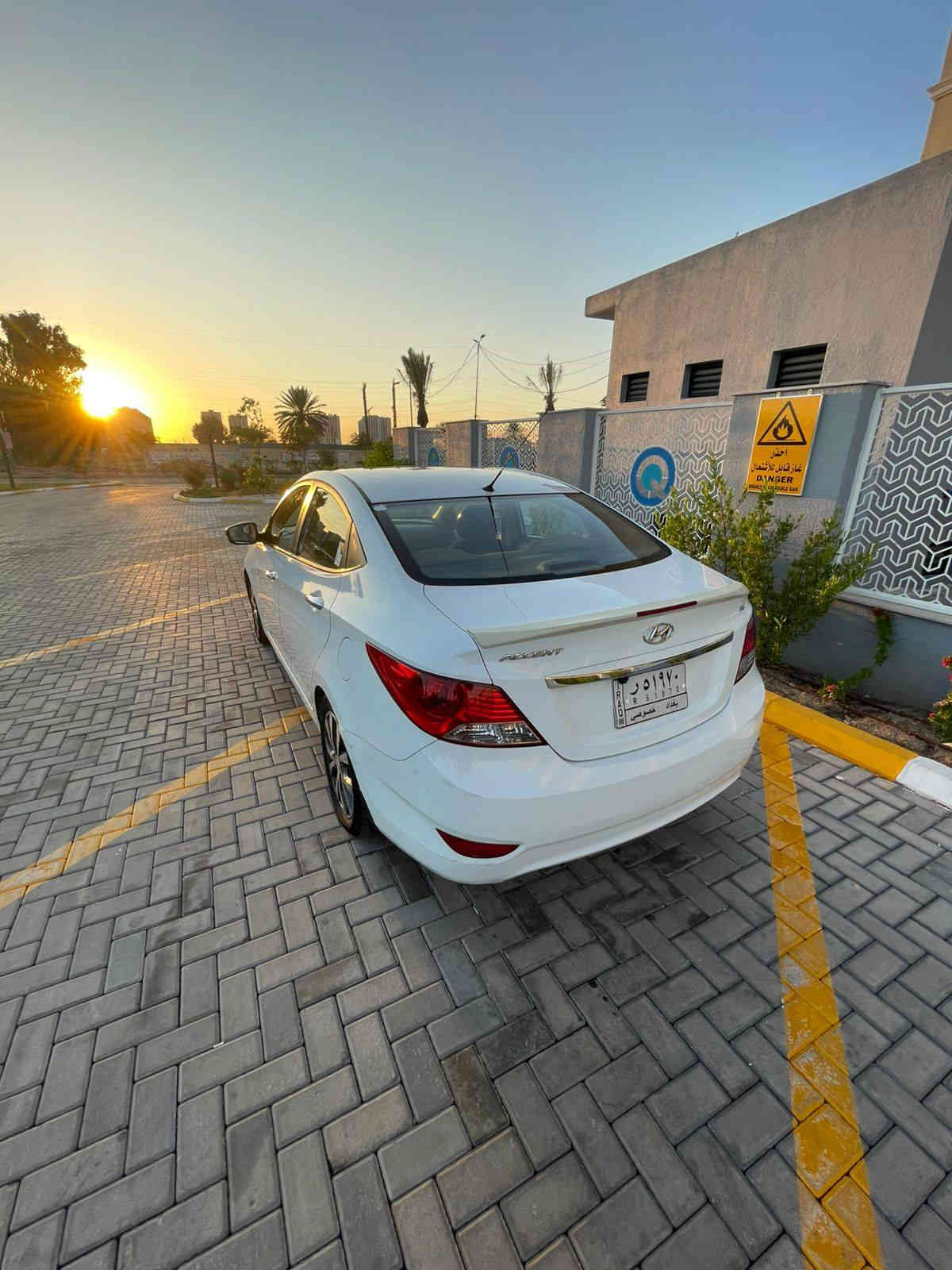 السلام عليكم.. السعر ٩٥
اكسنت خليجي 2014 فتحة رقم بغداد بأسمي ماشية ١٧٠ كم بيها منضومة غاز و گير جديد وادامة كاملة من تنضيف جاف وغرف احتراق وغيرها.. ضررها صبغ ربع البونيد وجاملغ السايق وشوية من التكمة بيها كم رصعة بلقمارة ونشرت صورة الحادث حتة لحد يدوخ وسنويتها سقطت صارلها شهر ومكاني حي العامل شارع المصرف ***********
***********
