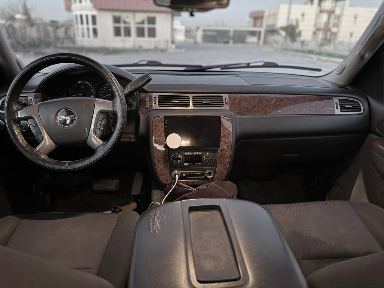 GMC 2011 ئۆتۆماتیک دەبڵ ئەکسل گێرو مەکینەو تەبرید بەشەرت چوارپارچەی بۆیاخ ئەمریکا تەنها پەمپە لێدراوی نی یە سەیارەکە نمونەیە سۆنەرم داناوە هیچ مەسروفی تیا نی یە تکایە موشتەری نیت تێل مەکە لەگەڵ ڕێزم شوێن زەڕایەن شارەزوور 75 گەڵا معامەلەیەکی کەم 
*********** = *********** حلبجة, السليمانية
