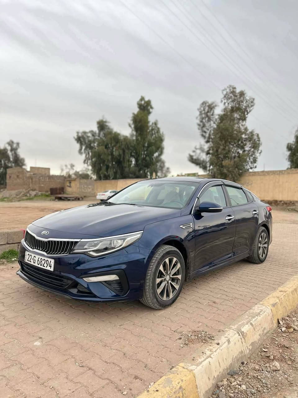 كيا ابتيما للبيع موديل 2019 محرك 24 دفتر بنزين موجود كير اوتوماتيك، رقم اربيل سنوية و هزة و رقم كل جديد لغاية 2030 باسمنا شرط تحويل  صبغ عام للجمالية فقط شرط فحص  ،كير و محرك تبريت شرط ، تايرات جديد، ،باتري جديد، صدر امامي خلفي جديد،كهربائيات كل شغال،،باور،Abs,قفل مركزي سيارة  كلش نظيف سعر 110وبي مجال عنوان كركوك إمام قاسم *********** كركوك, العراق
