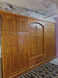 قنصور فصال جديد ملحق ست ابواب مستعمل شي قليل السعر 600 وبي مجال 077088...