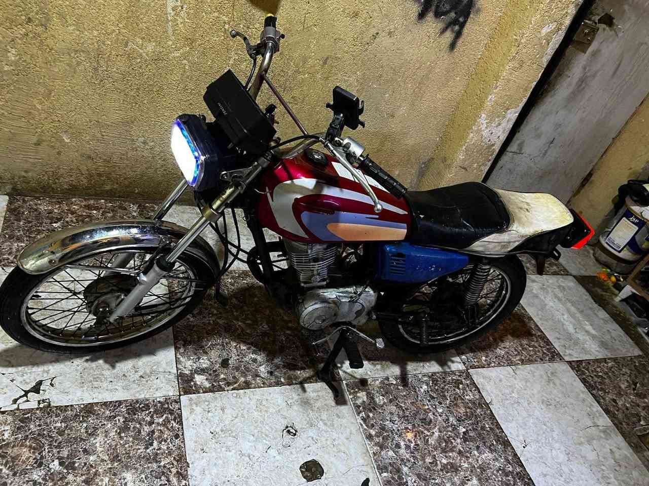 سلام عليكم عيني دراجه اوراق مديل19 دراجه حلوه كهرباء شغاله سعر500 مكاني البصره كزيزه  رقم الهاتف ***********
