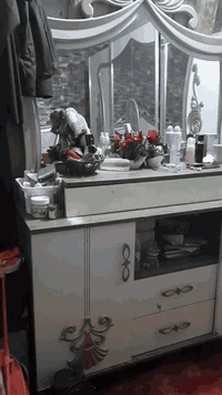 غرفه تركيه ظخمه ٧ قطع كنتور ٣ متر  السعر ٤٠٠ وبيهه مجال بغداد مدينه الصدر هاتف ***********
