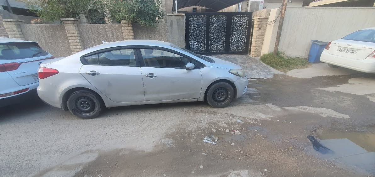 للبيع سيراتو موديل ١٦ ماشية ٢٠٠قابلة ل زيادة خليجي *********** او ع خاص سعر شدة قفل وبخدمتكم
