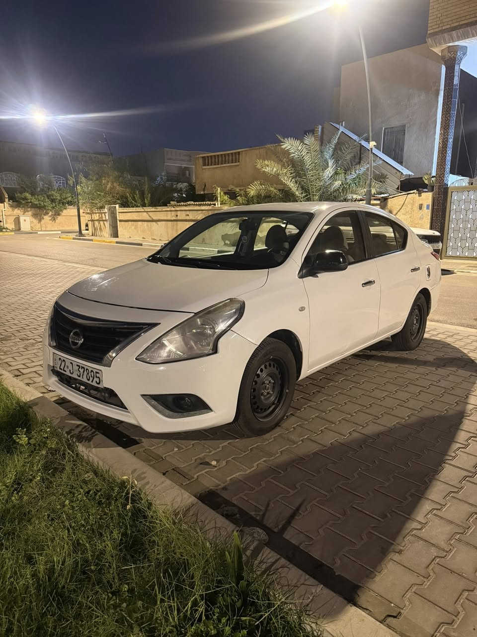السلام عليكم نيسان سني هندي مديل 2023رقم اربيل سنويه 2030 بيها شويه بلجاملغ الخلفي وطخات بسيطه بلبدي 
وبيه باب معجون ماشيه 105سياره مال بيت السعر 105وبيها مجال
رقم ***********
