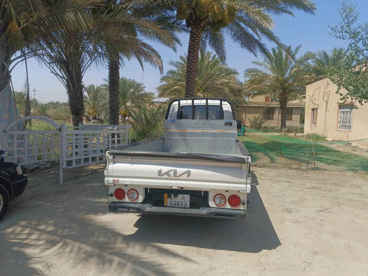 يا الله السلام عليكم كيه موديل 25جديده ماشيه 57السياره حلوه وجاهزه من كلشي رقم كربلاء مكفوله كفاله عامه الستفار على الرقم ***********
