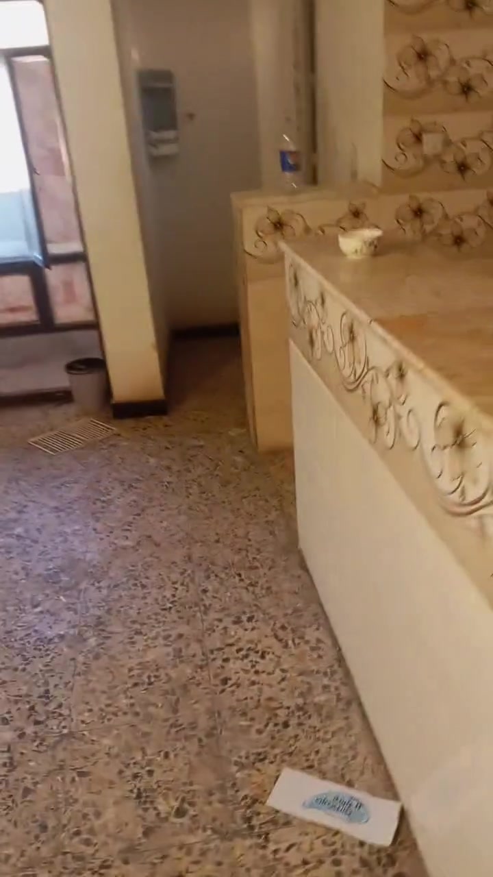 السلام عليكم شقه الايجار الدورة المهديه 2 طلاب او عمال 
*********** مصطفى الحمداني نستقبل جميع العروض مكان المكتب الدورة المهديه
