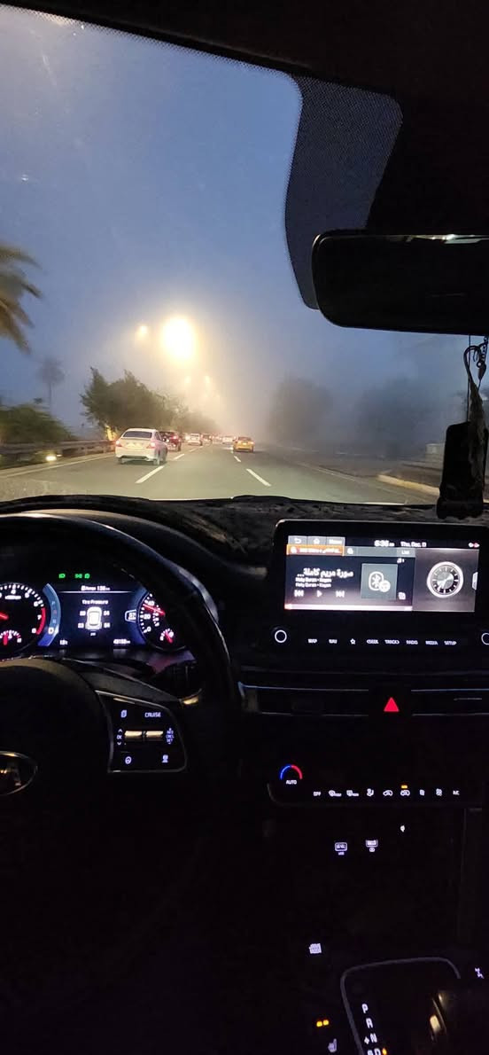 كيا سيلتوس موديل (2021) وارد امريكي بدون حادث بدون ايرباك طالعة تفصيخ من امريكا والصور بالمنشور
السيارة فوول 1/1 تو كلر ابيض واسود SX
بصمة ابواب + تشغيل + صندوق
لايتات زينون عالي ناصي ولد حاجب على طول الشباك مع اللايت
تبريد قطعتين امامي خلفي
شاشة كبيرة مقاس 10.25 بوصة
شاشة دجتل داخل كيجات السرعة
شاشة تبريد بيانو
انارة ابواب ودشبول الوان تتغير مع الاغاني
كشنات جلد اسود vip
 كشنات تدفئة والكشن كهرباء ٣ وضعيات
 هاندبريك بصمة واوتو هولد
سستم صوت BOSS مع دمام
فور ويل درايف
ويل كب فراشة حجم 18 
رادارات جانبي و خلفي وامامي
 نضام اطفاء المحرك عند التوقف
 سياقة الكترونية + مانع انحدار 
بروجكترات امامية 3 عدسات
تشغيل عن بعد ومانع انحدار
ماوس تغيير وضعيات القيادة ، اوتو ستوب خلفي
محرك 1.6 توربو تسارع وتعجيل
 كير Dct دبل كلج
السيارة جديدة جدا ماشية 29 الف والعداد مكفول
السيارة باسمي تحويل شوكت متريد والمكان بغداد والسعر 157 وبيها مجال 
***********
