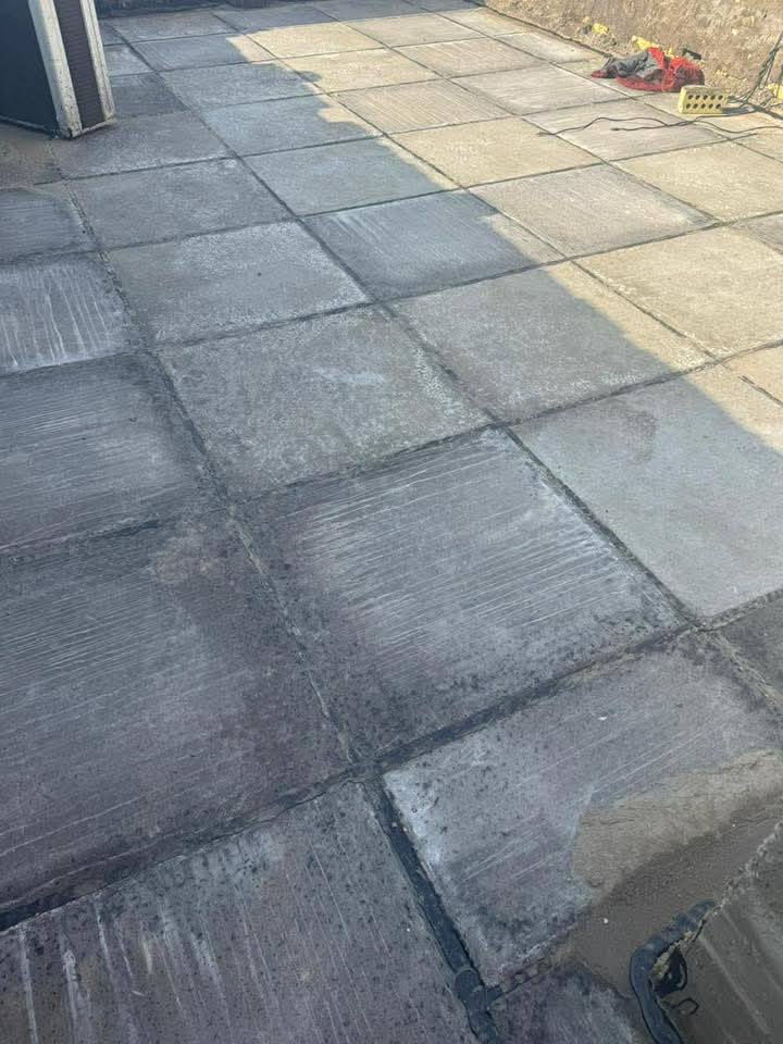 بيت رهن مجمع بيتي 
سعر رهن 15
100متر بناء حديث 🔥
لاستفسار ***********
