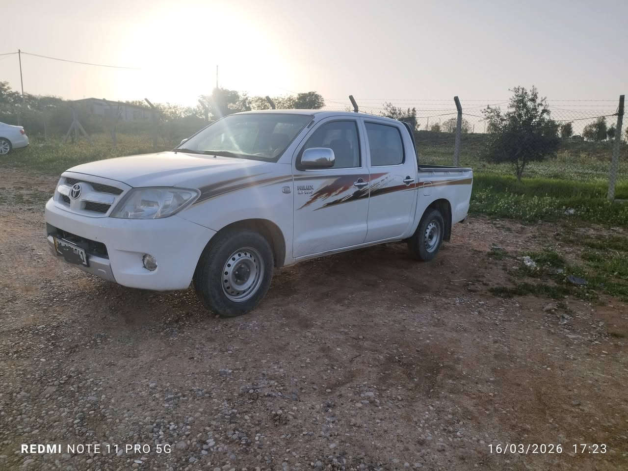 مه رزيه سعودي 2006
ناو سوور  بؤ فرؤشتن.  سه نه وي تا زه يه 

دوو بست لاي تنكي بانزين بؤياغي هه يه  مه كينه كراوه ته وه به شه رت كيرو مه كينه 

ره حمه تت ليبيت مشته ريت.   تيل بكه حه زم به كؤمينت نيه  سعري 140 

***********  مكان كلار.         شوين كلار
