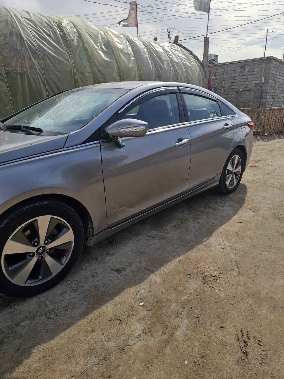 سوناته موديل ٢٠١٤خليجه مكينه دوش ٢٠٠٠ جاهزه حداديه مكينه وكير جدد كهربايات شغاله كله بيه كصه جنطه البيع او مراوس بكوري السعر ٥٨ وبيه مجال العنوان ناصريه 
***********
