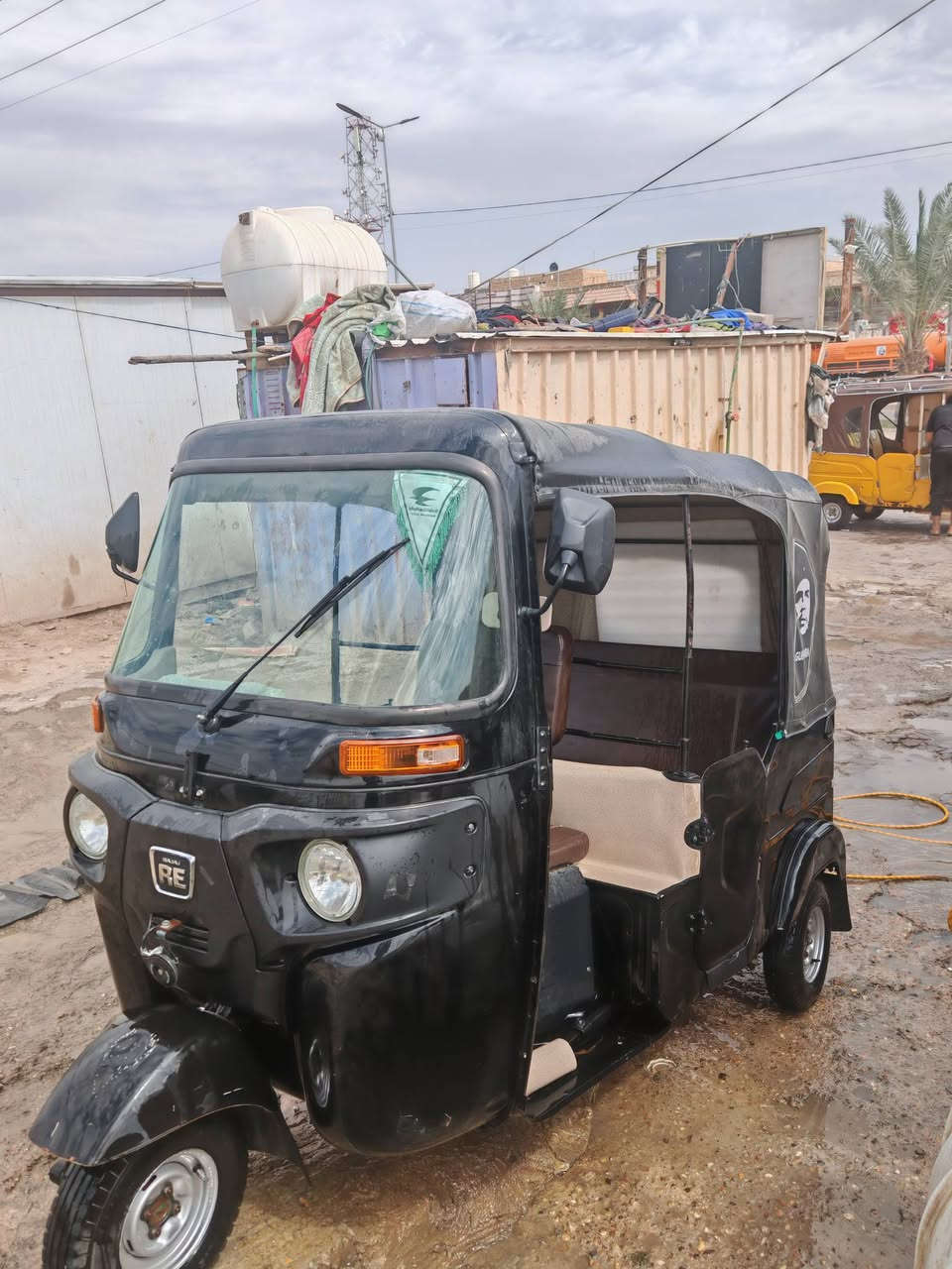 تكتك للبيع ٢٤ أوراق مكاني العماره  استفسار أكثر اتصال عل رقم
***********
