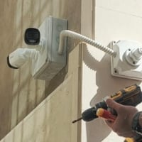 مستعدون لنصب كاميرات المراقبه وربطها على الهاتف المحمول  🤍مع ضمان ثلاث...