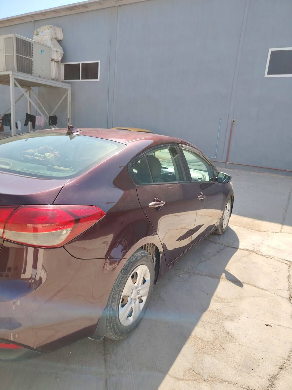 سلام عليكم
فورتي ٢٠١٧ وارد امريكي 
محرك ٢٠٠٠ دوش كفالة شرط لفحص
كير كفالة 
ماشية. ٩٠ميل 
حادثها موجود بالصور 
السيارة بدون دواخل شاصي لغد ايرباك مكفول
السعر (١١٨) وبيها مجال 
مكانها بابل - حلة
***********
