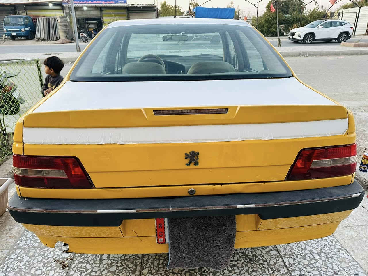 السلام عليكم  بيجو لميس للبيع مديل ١٦ بسمي مكاني بغداد الشماليه  ***********
