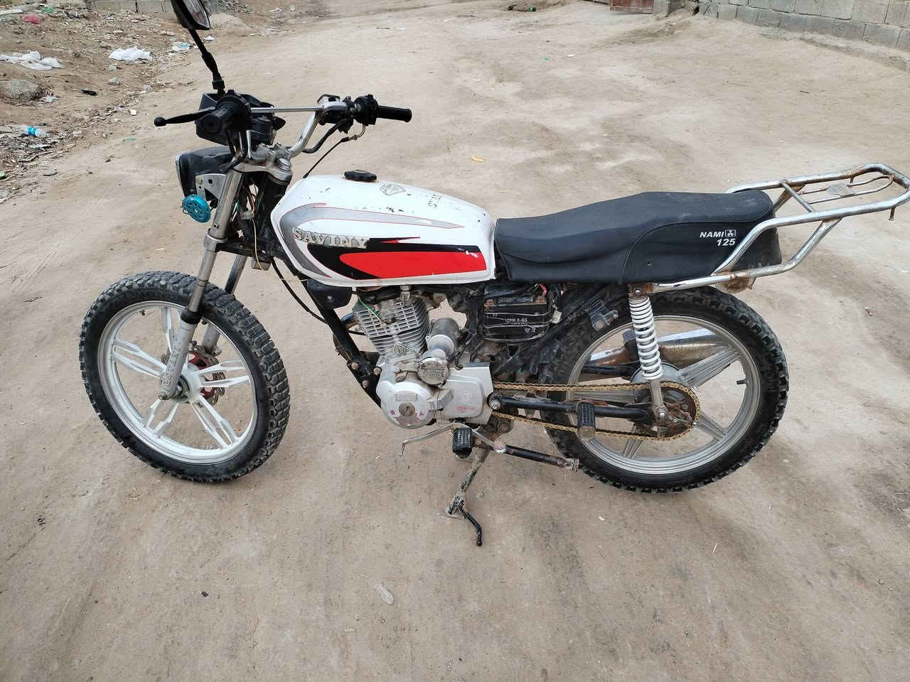 السلام عليكم
دراجه سافان 2021 للبيع
كلك 
السعر 275 مكاني اللطيفيه
***********
***********
