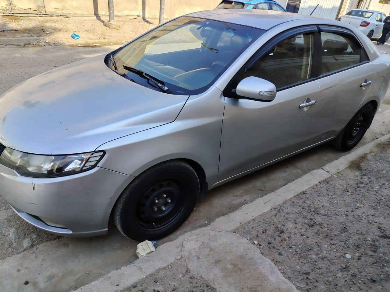 كيا فورتي ٢٠١٠ مصبوغة حزام محرك ٢٠٠٠ رقم بغداد الجديد السعر ٨٥ ورقة وبيها مجال مكانهة بغداد حي الجهاد
مكلف بالنشر ماعندي تفاصيل عنها رقم صاحب السيارة 
***********
