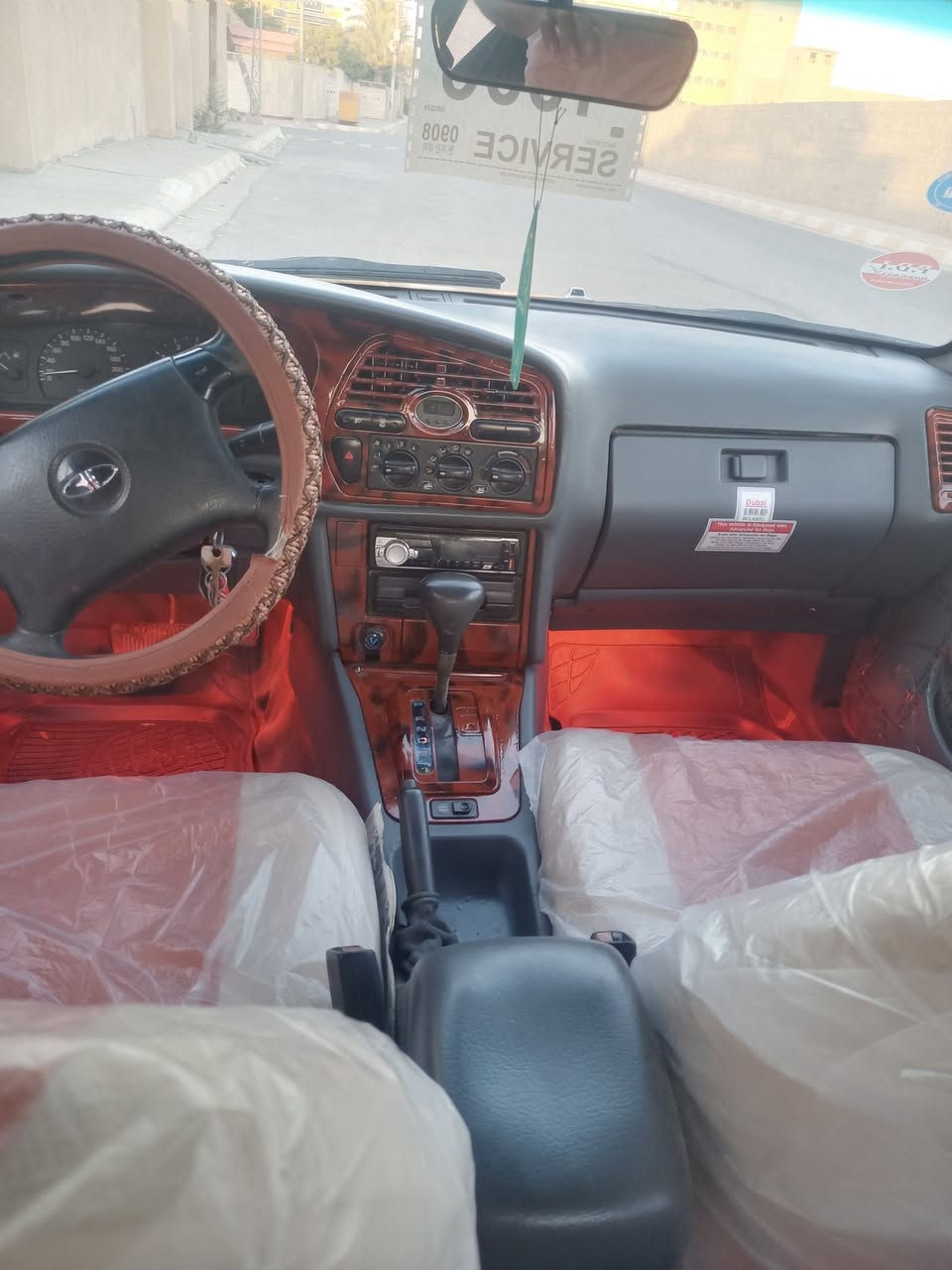 السلام عليكم برنس فراشه تبريد ثلج كير اوتماتيك محرك مفتوح موديل1996 رقم بغداد مشروع وطني مصبوغه عام جماليه فقط السعر 40 مكان سياره فلوجه ***********
