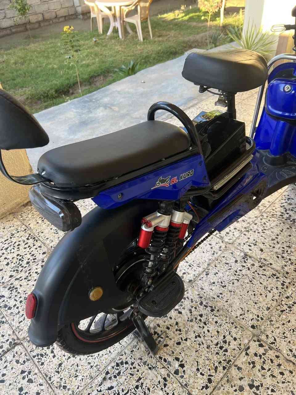 بايسكل شحن للبيع جديد ٢٠٢٥ ابو البوري ٥ بطاريات جدد كلة شغال مابي اي نقص تايرات جدد لايت عالي ناصي سرعة ٩٩السعر ٢٥٠  بي مجال العنوان ديالى ابي صيدا ***********
