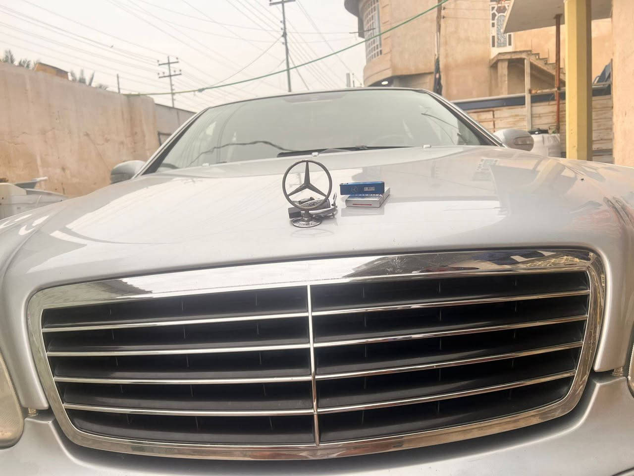 سيارة مارسيدس s500 مكينه 8سلندرمديل 2003  مسكر سياره جاهزه كلشي شغال بيه مواصفات غواص تدفئه تبريد كشنات كهرباء مرايات شفط برده خلفيه حساسات دعاميات حداده عامه تخم تاير صبغ كفاله ظربه شبر مدكر الكدام ثلاجه شغاله بسمي تحويل ثاني يوم عنوني البصره رقم الهاتف *********** السعر 125 بيه مجال
