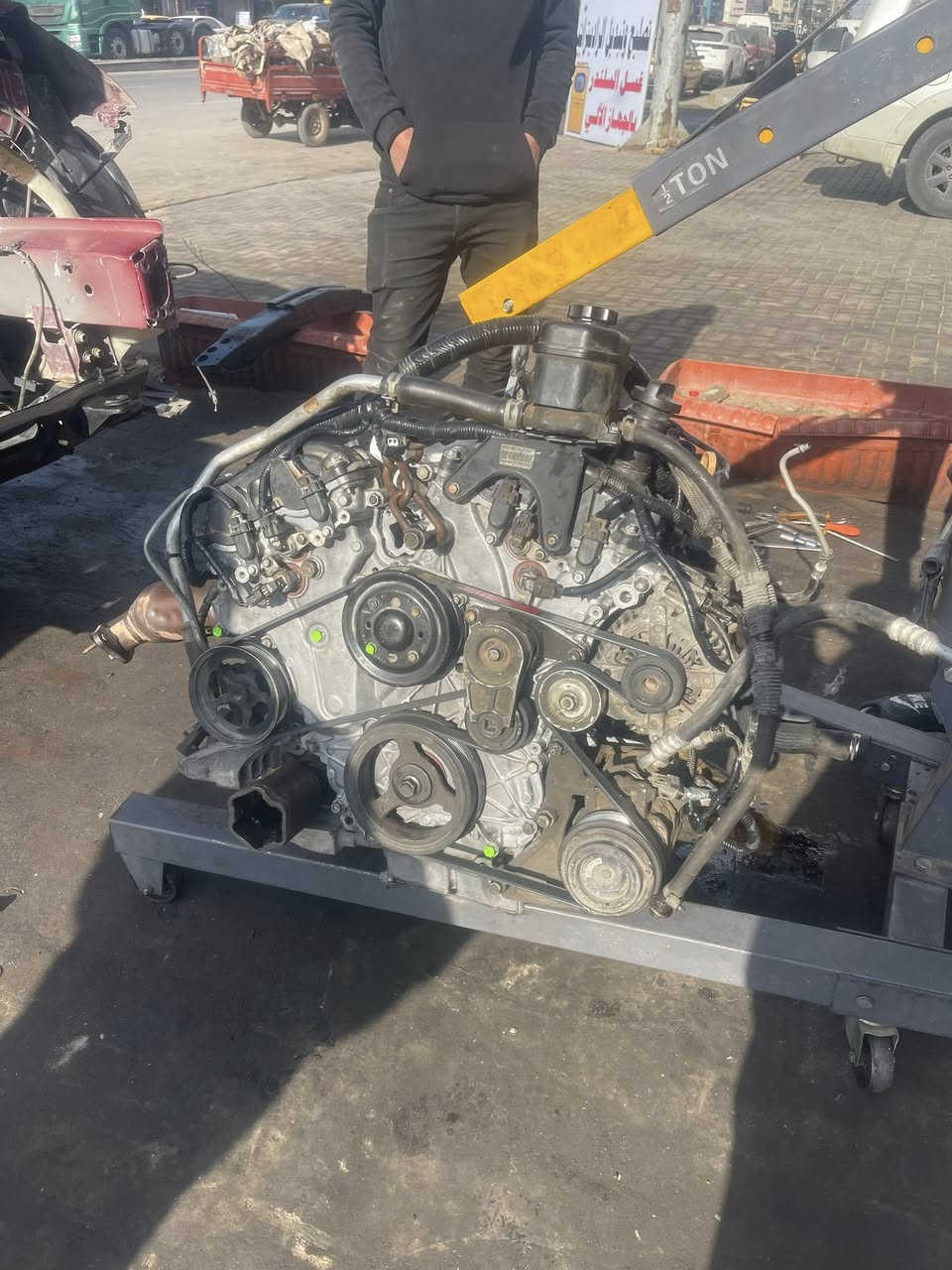 السلام عليكم اخوتي الطيبين طبعاً اليوم عدنه سيارت الاخ ابو باقر جابها اليه المحرك مالتها لاطش جفتتها اله وبضمان اكيد هاي نتيجت المحرك كدامكم وهذه شغلها كدامكم تفاصيل اكثر داخل الفديو يتوفر جميع قطع غيار أترافس وجمسي اكاديا 
اخوكم علي الفيتر العنوان المشتل مجاور كراج كربلاء ***********
