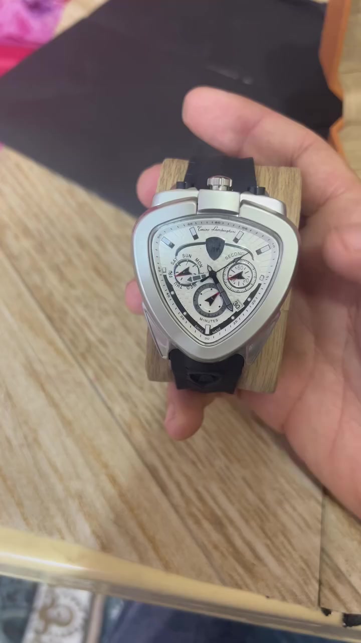 ساعه ثكيلها ومختمه من كل مكان سناتر شغاله سعر 30


**إذا كنت صاحب هذا الإعلان وتريد حذفه لأي سبب، رجاءا أرسل رسالة إلى الدعم الفني**