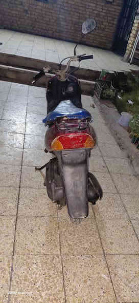 السلام عليكم ساسوكي  غراضهة موجوده وكهربائياته كله شغاله من السلف وغيره بس كايمه غير هاذه العيب مابيه للاستفسار ***********
