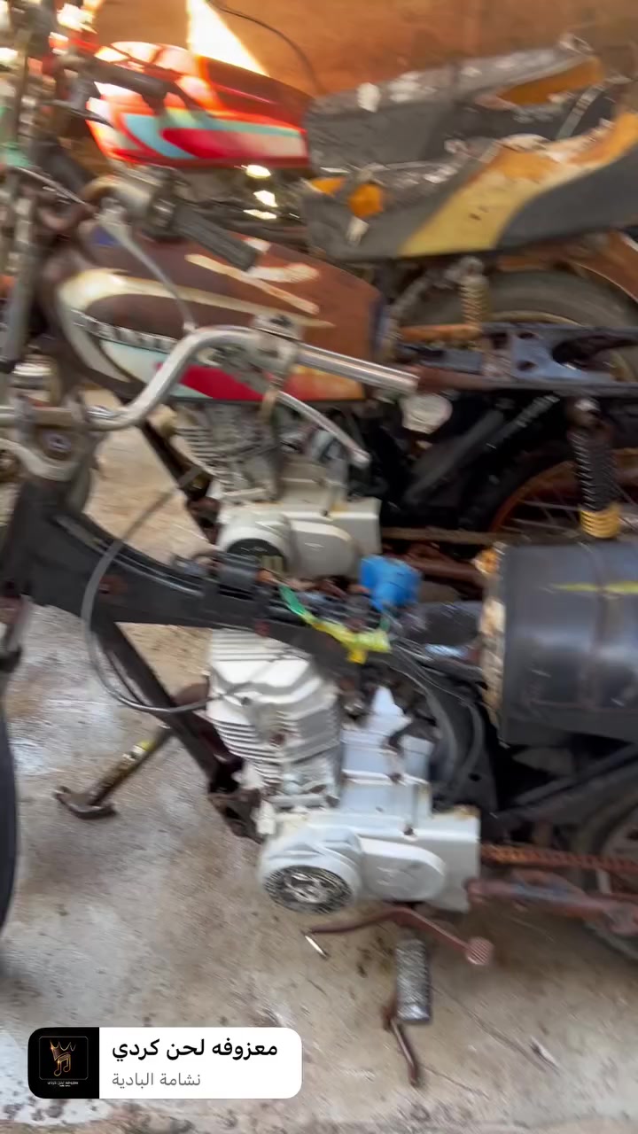 سلام عليكم دراجات للبيع ايراني ادوات سعر الوحده ١٨٠ ملاحضه ابيع على هاي الحطه رجائا مو شراي لاتراسلني وتعبني مكاني بصره الجزائر تواصل ***********
