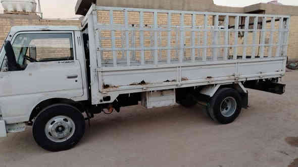 نيسان لوري موديل 92 رقم نكليزي مكينه جديد شاديه 3000 شاصي وكير واكسن كفاله سياره بسمي مداور ثاني يوم سعر 65وبيه مجال قليل تواصل ***********
