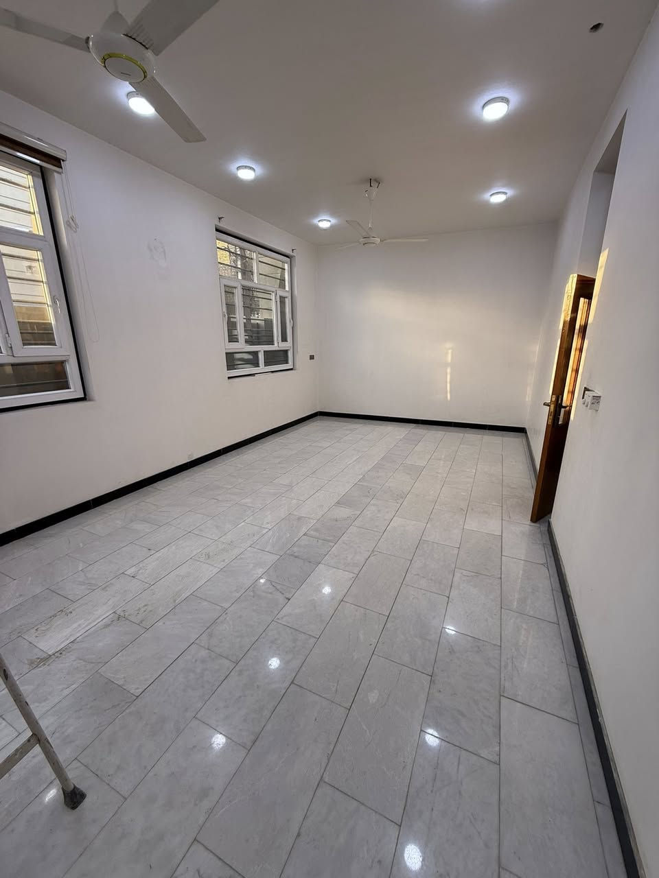 🏠مشتمل لـــلا يــجــار  🏠

الموقع :                         المخابرات📍موقع مميزه

الـمـسـاحـة:               110 متر

#الـطـابــق #الارضـي 

غرفتين       مطبخ                هول

مجمع صحيات            

——————————-                   

#السعر550الف وقابل للتفاوض 

------------------------
#لـــمـــزيـــد مـــن الــــعـــروض يـــرجـــى الاعـــجـــاب بالـــصـــفـــحـــة لـــيـــصـــلـــك كـــل جـــديـــد&
======================
#لـــمـــن يـــرغـــب فـــي عـــرض عـــقـــاره لـــلـــبـــيـــع فــي الـــبــيــج يـــرجـــى الــتــواصــل مــعــنــا ع الــخــاص 

#مـــكـــتـــب
🏛️الـــشـــراع لـــلـــعـــقـــار🏛️
#الـــكـــائـــن فـي بـابـل الـحـلـة
&شـــارع الـــكــرامــة الــمــشــجــر &مــجــاور مــدرســة الــحــديبــيــة&
------------------------------------------
لـــلاســــتـــفـــســـار الاتـــصـــال عـــلـــى :
***********
***********
