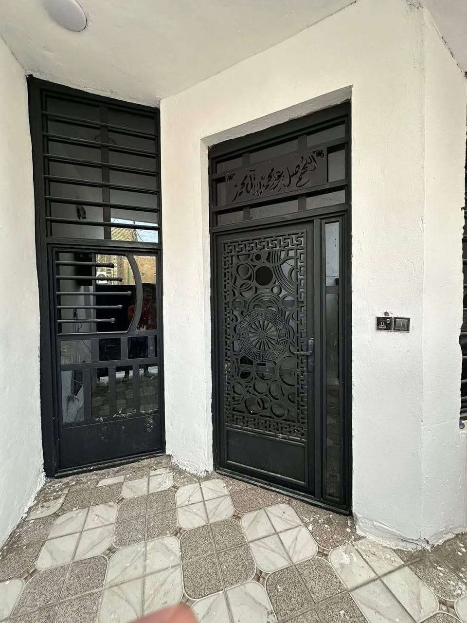 �✨ دار للبيع فرصة مميزة ✨🏡

🔹 المساحة: 80 متر
🔹 نوع الملكية: طابو صرف
🔹 البناء: جديد من الأساس 🧱
🔹 الحالة: جاهز ونظيف جدًا ومتكامل ✔️

📐 التفاصيل:
دار طابق واحد
تتكون من:

 • ستقبال مريح 🛋️
 • مطبخ 🍳
 • خدمات 🚿
 • غرفة نوم 🛏️
 • وباقي الملحقات كاملة

📍 الموقع: الدورة - أبو دشير (خلف المركز)
🏠 البيت جاهز للسكن فورًا

💰 السعر: مناسب جدًا مقارنة بالموقع 🔥

📞 للاستفسار: ***********
